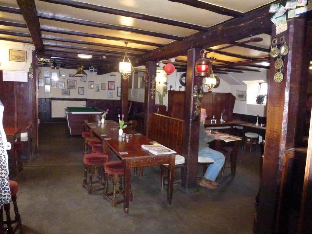 Cornish Arms Inn Port Isaac 2 Miles Pendoggett 외부 사진